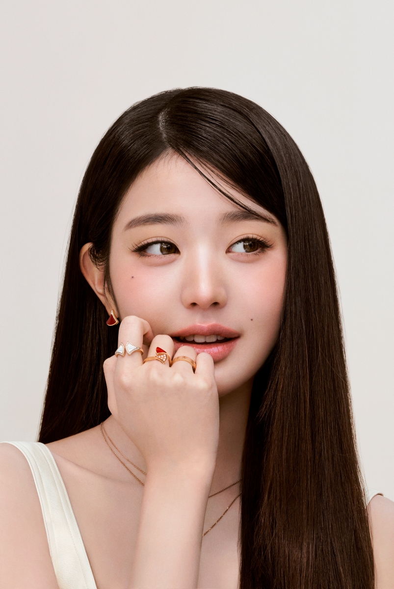 ‘아이콘들의 만남’ 불가리, 새로운 앰배서더 장원영 공개 1045-Image